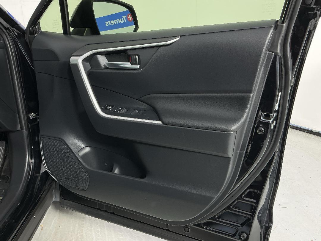 Photo '15' of Toyota Rav4 Photo '15' of Toyota Rav4