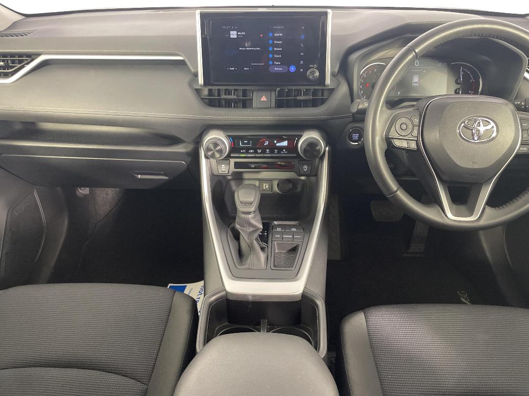 Photo '18' of Toyota Rav4 Photo '18' of Toyota Rav4