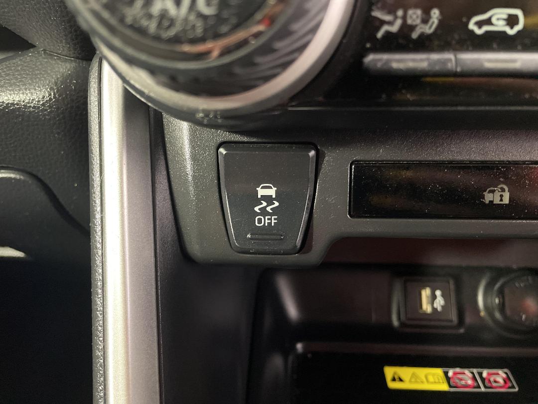 Photo '26' of Toyota Rav4