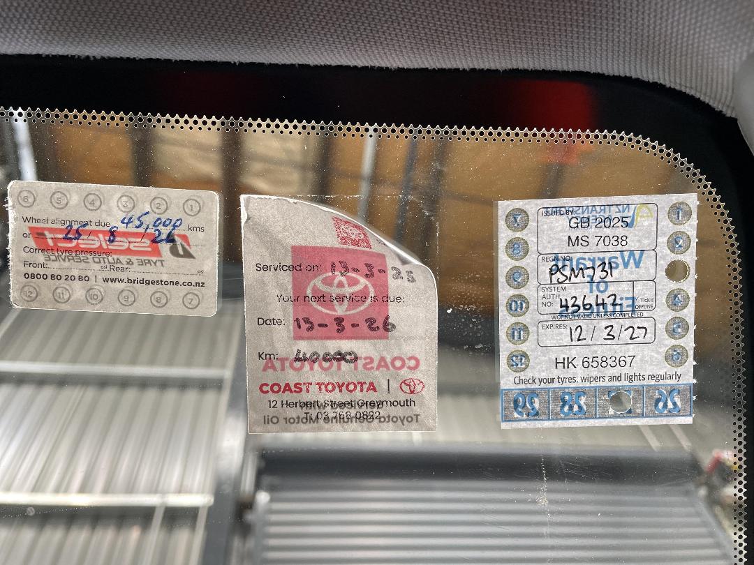 Photo '30' of Toyota Rav4