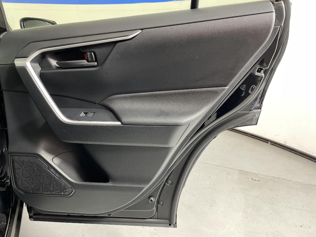 Photo '19' of Toyota Rav4