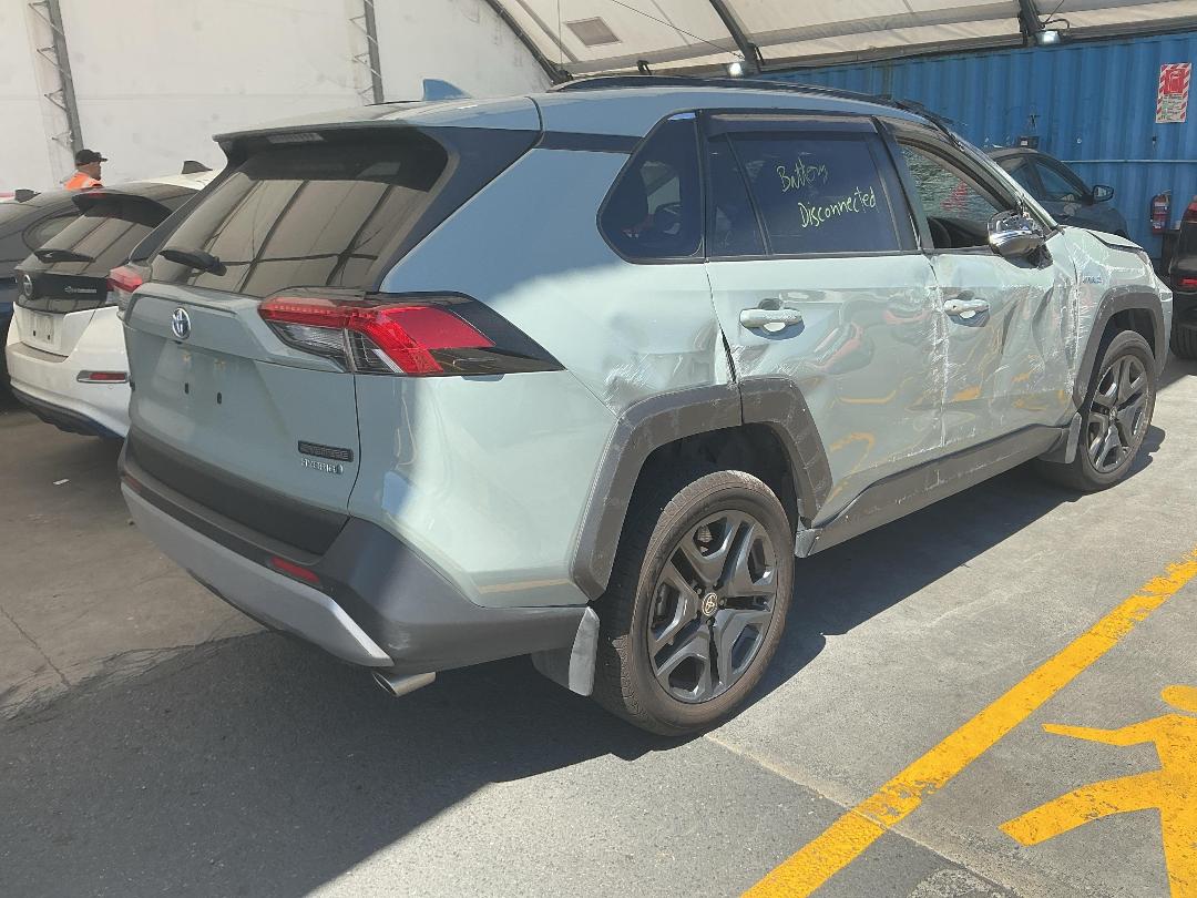 Photo '18' of Toyota Rav4 Adventure Photo '18' of Toyota Rav4 Adventure