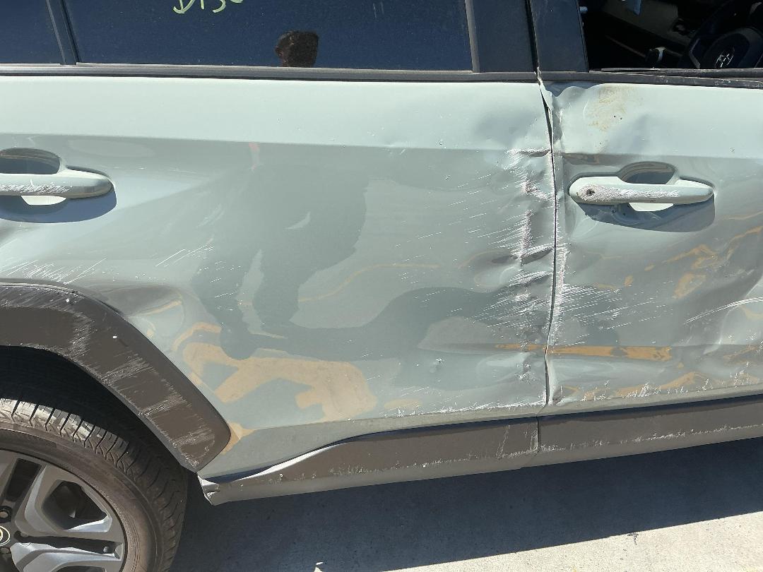 Photo '21' of Toyota Rav4 Adventure Photo '21' of Toyota Rav4 Adventure