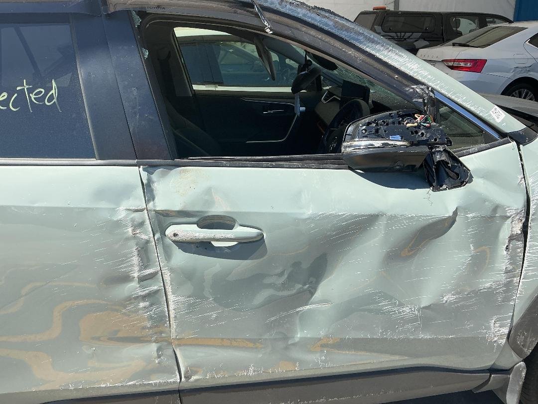 Photo '22' of Toyota Rav4 Adventure Photo '22' of Toyota Rav4 Adventure