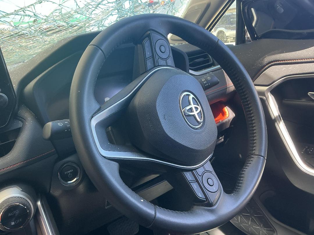 Photo '28' of Toyota Rav4 Adventure Photo '28' of Toyota Rav4 Adventure