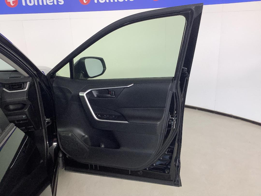 Photo '15' of Toyota Rav4 Photo '15' of Toyota Rav4