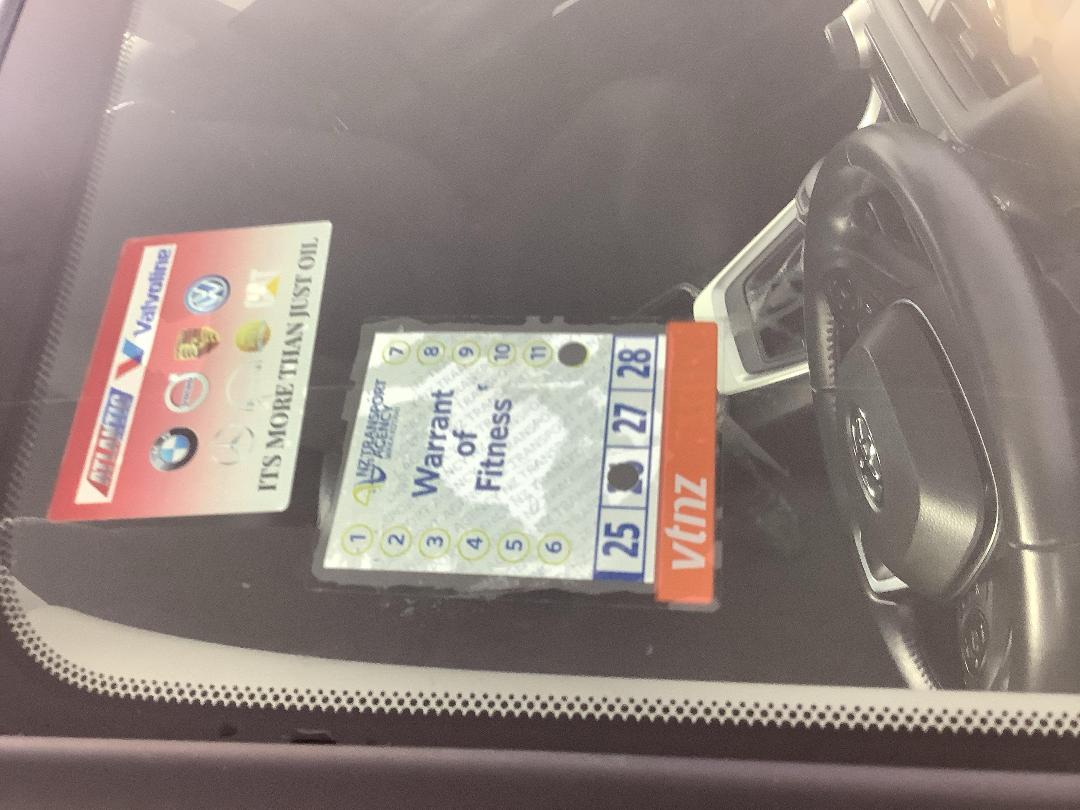 Photo '23' of Toyota Rav4 Photo '23' of Toyota Rav4