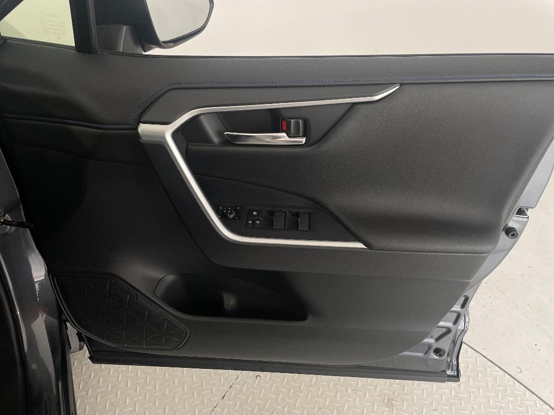 Photo '15' of Toyota Rav4 Photo '15' of Toyota Rav4