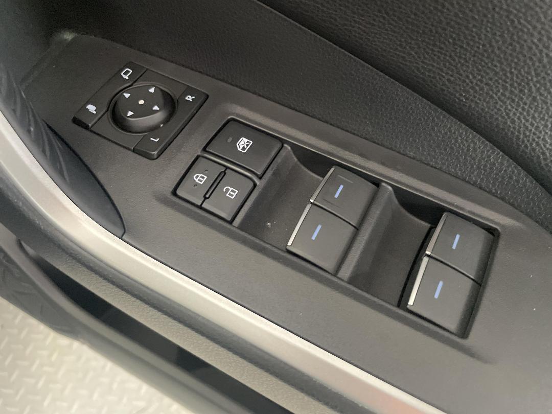 Photo '24' of Toyota Rav4 Photo '24' of Toyota Rav4