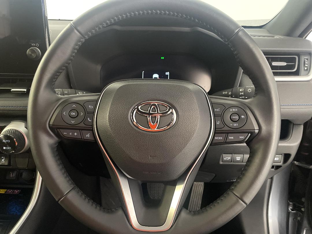 Photo '28' of Toyota Rav4 Photo '28' of Toyota Rav4