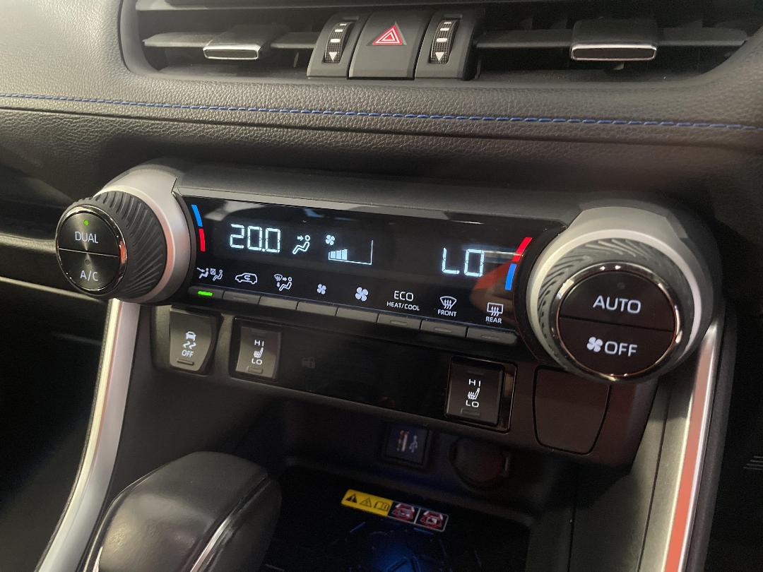 Photo '31' of Toyota Rav4 Photo '31' of Toyota Rav4