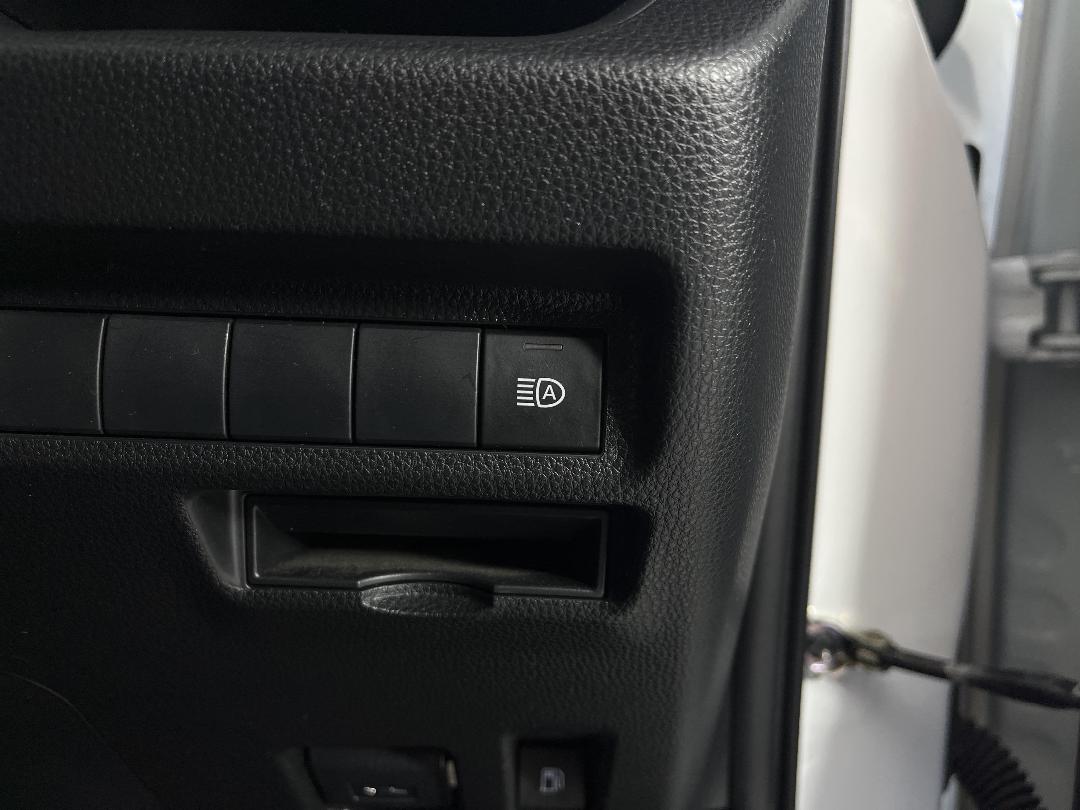 Photo '25' of Toyota Rav4 Photo '25' of Toyota Rav4