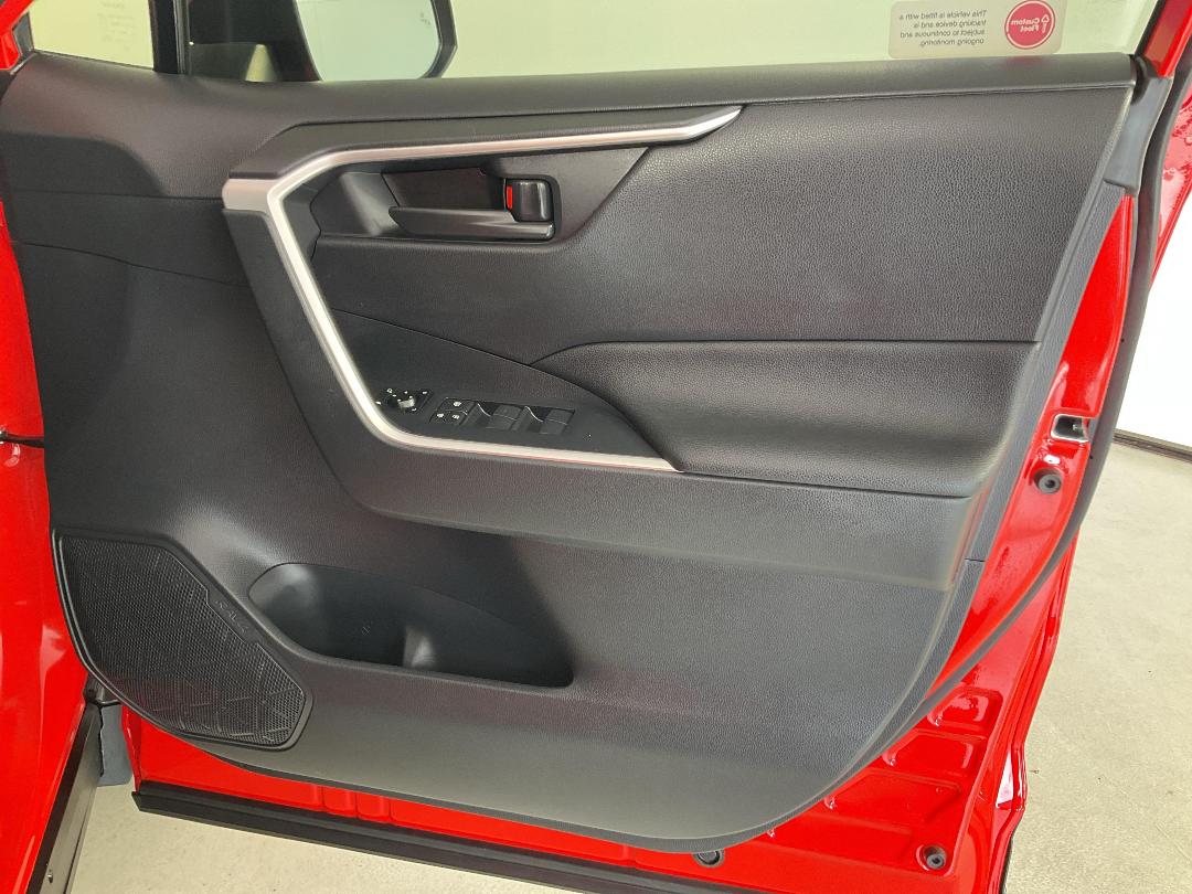 Photo '15' of Toyota Rav4