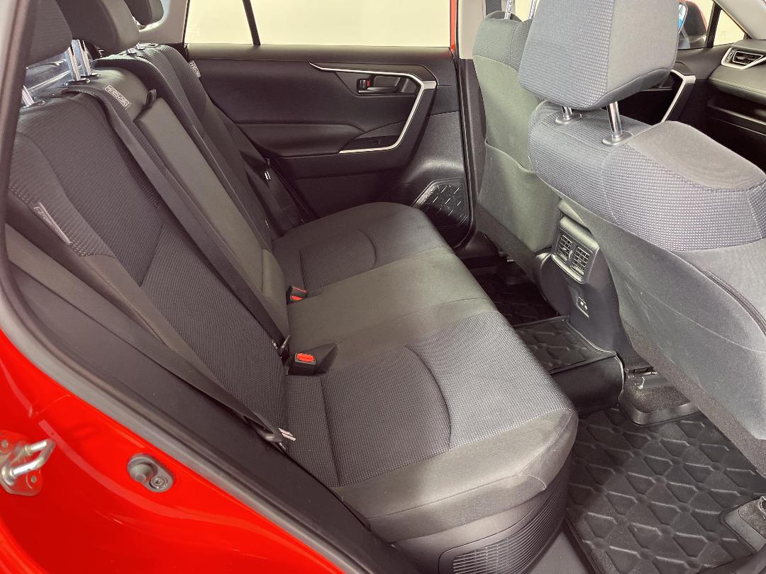 Photo '20' of Toyota Rav4