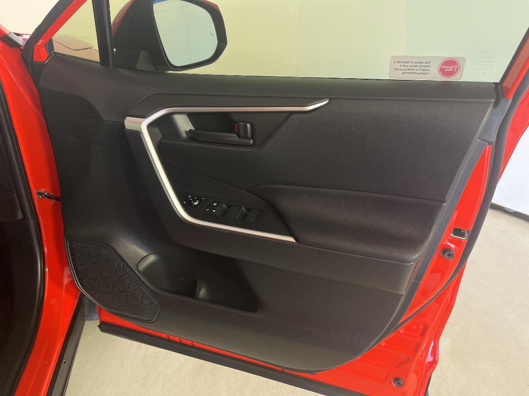 Photo '15' of Toyota Rav4