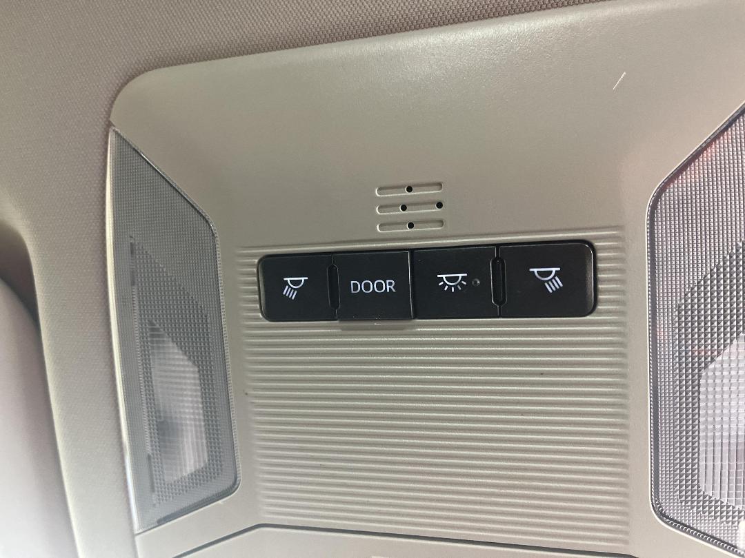 Photo '32' of Toyota Rav4