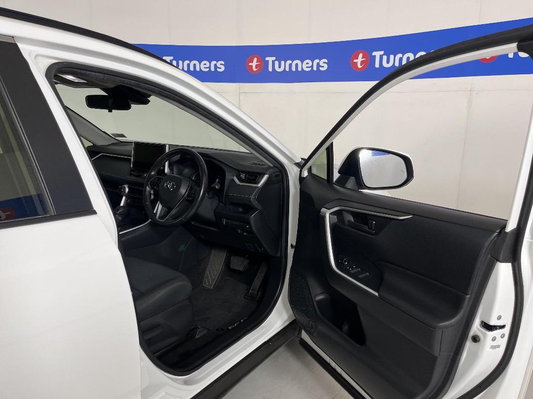 Photo '15' of Toyota Rav4