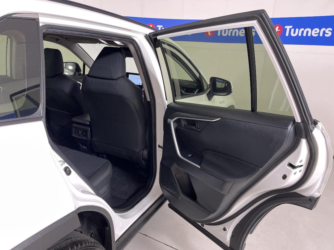 Photo '19' of Toyota Rav4