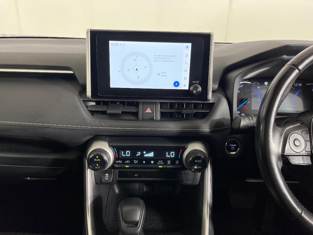 Photo '18' of Toyota Rav4