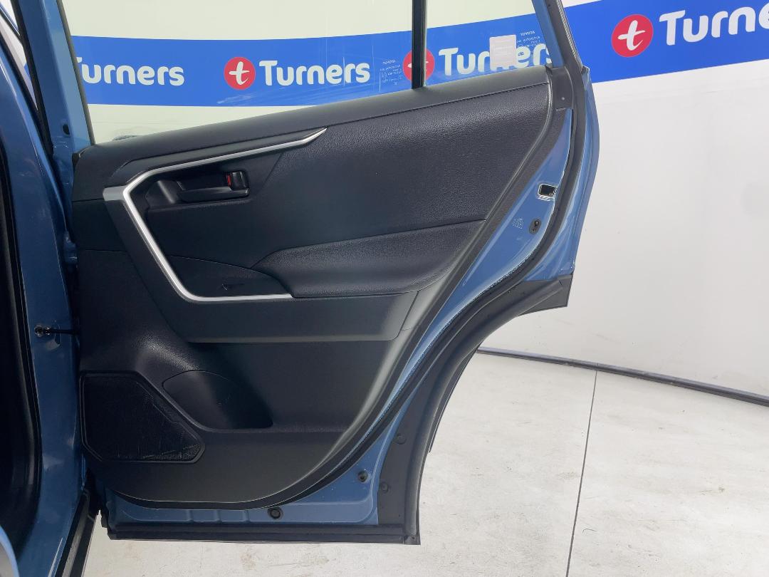 Photo '19' of Toyota Rav4 Photo '19' of Toyota Rav4