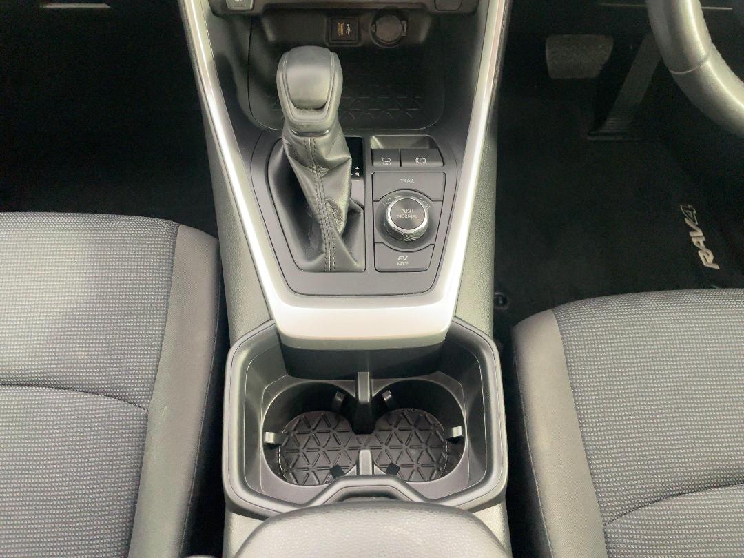 Photo '18' of Toyota Rav4 Photo '18' of Toyota Rav4