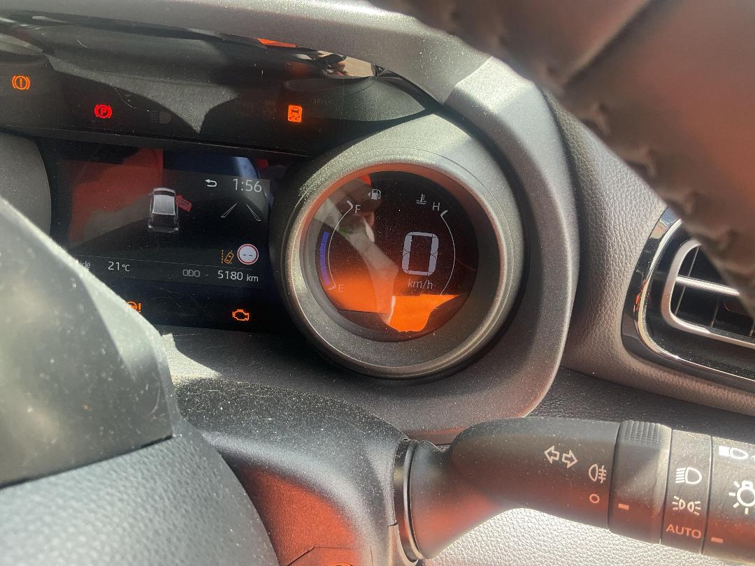 Photo '8' of Toyota Yaris ZR