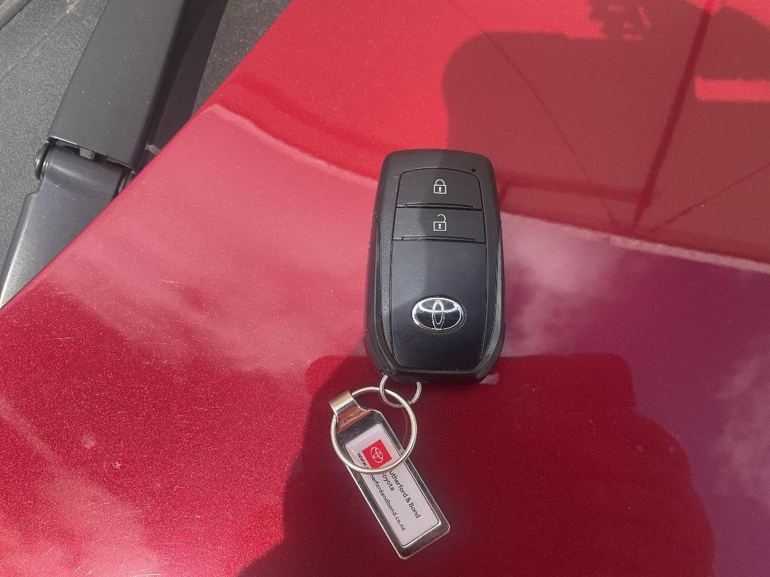 Photo '7' of Toyota Yaris ZR