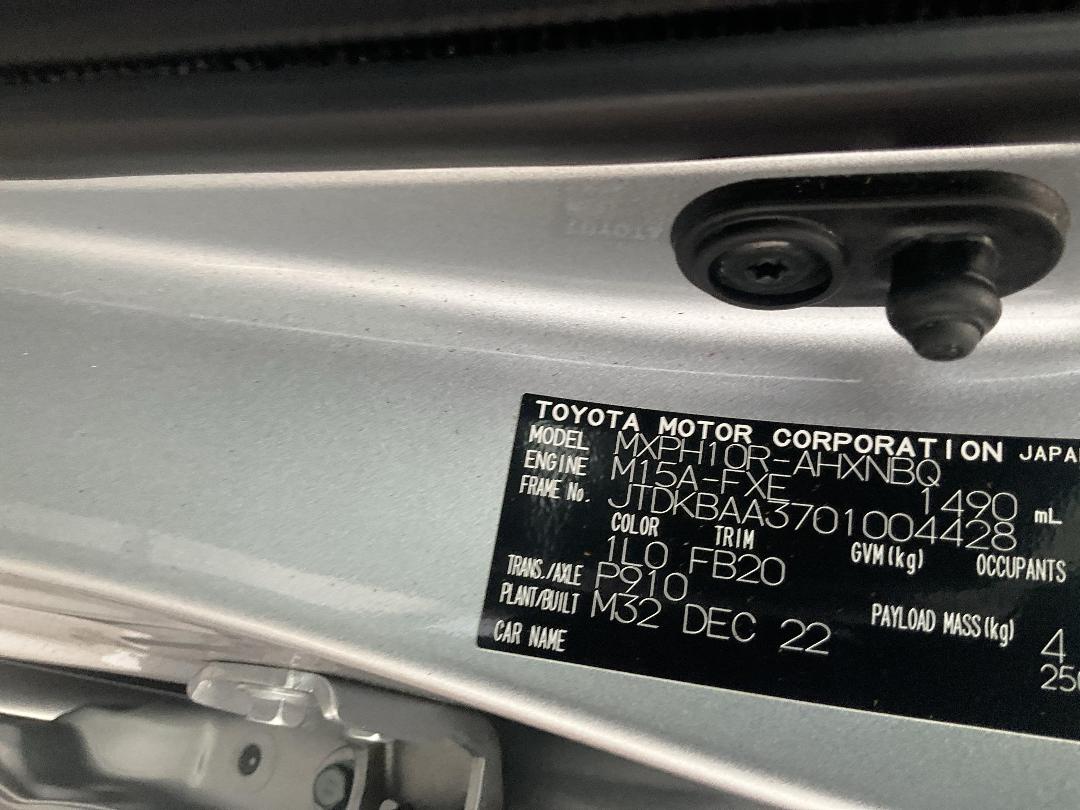 Photo '17' of Toyota Yaris GX