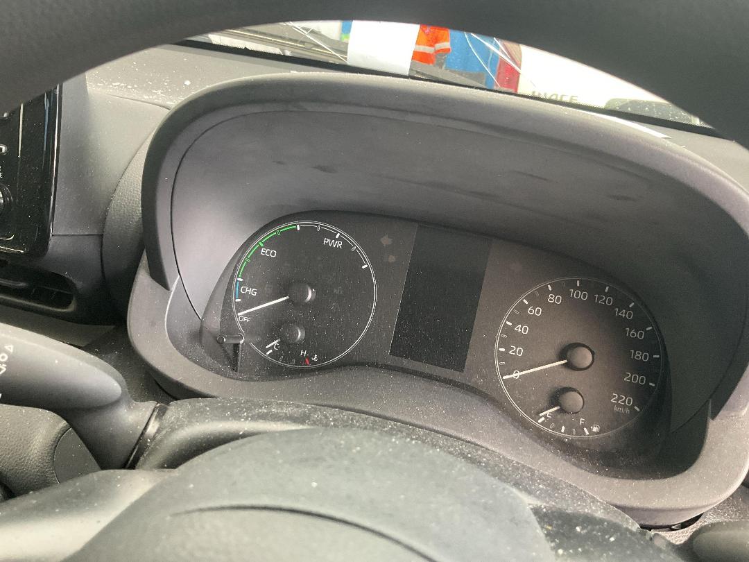 Photo '18' of Toyota Yaris GX