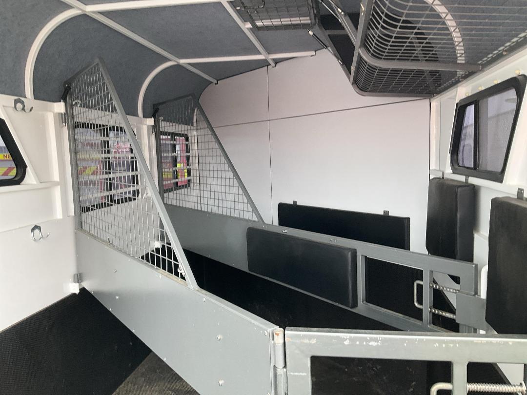 Photo '22' of Trailer Elite Float 9470 Horse Float - Tandem