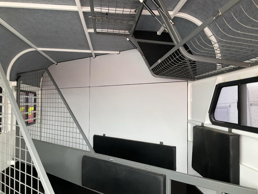 Photo '25' of Trailer Elite Float 9470 Horse Float - Tandem