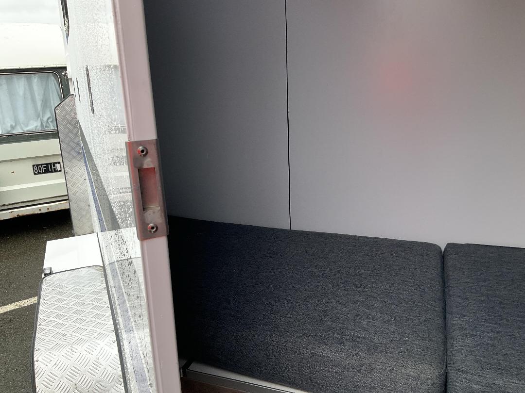 Photo '32' of Trailer Elite Float 9470 Horse Float - Tandem