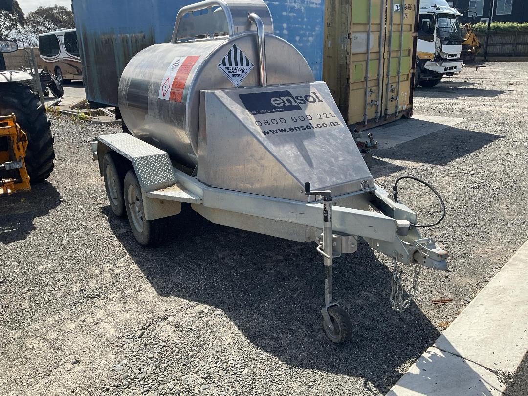 Photo '9' of TRAILER ENSOL TANKER Tanker - Tandem Photo '9' of TRAILER ENSOL TANKER Tanker - Tandem