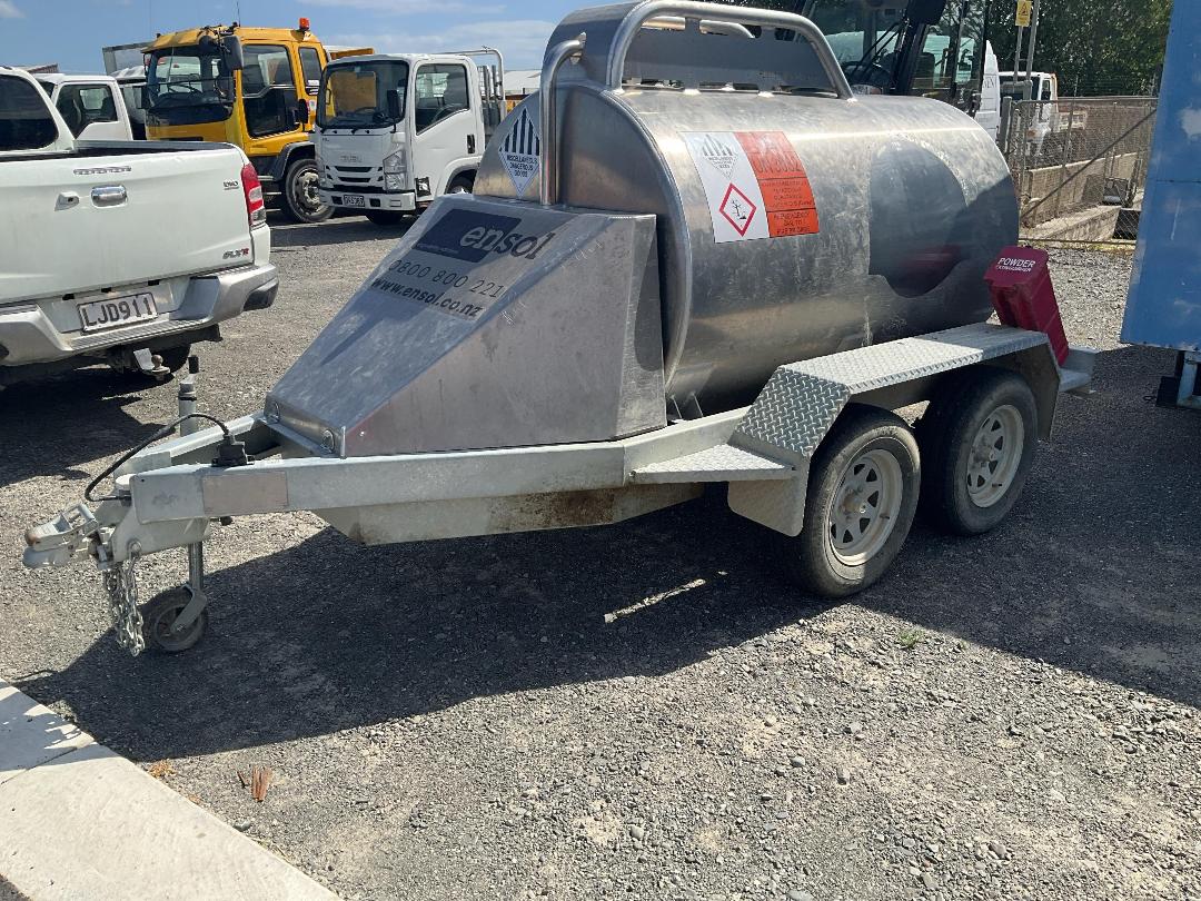 Photo '11' of TRAILER ENSOL TANKER Tanker - Tandem Photo '11' of TRAILER ENSOL TANKER Tanker - Tandem