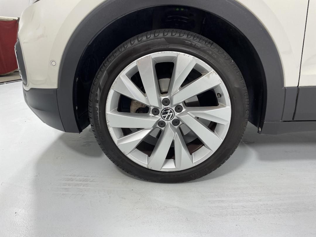 Photo '10' of Volkswagen T-Cross