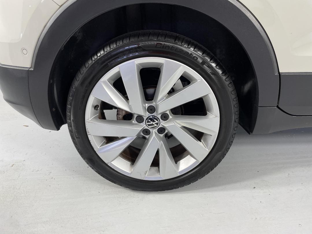 Photo '12' of Volkswagen T-Cross