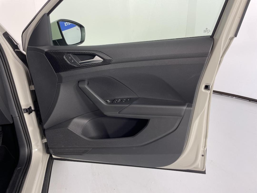 Photo '15' of Volkswagen T-Cross