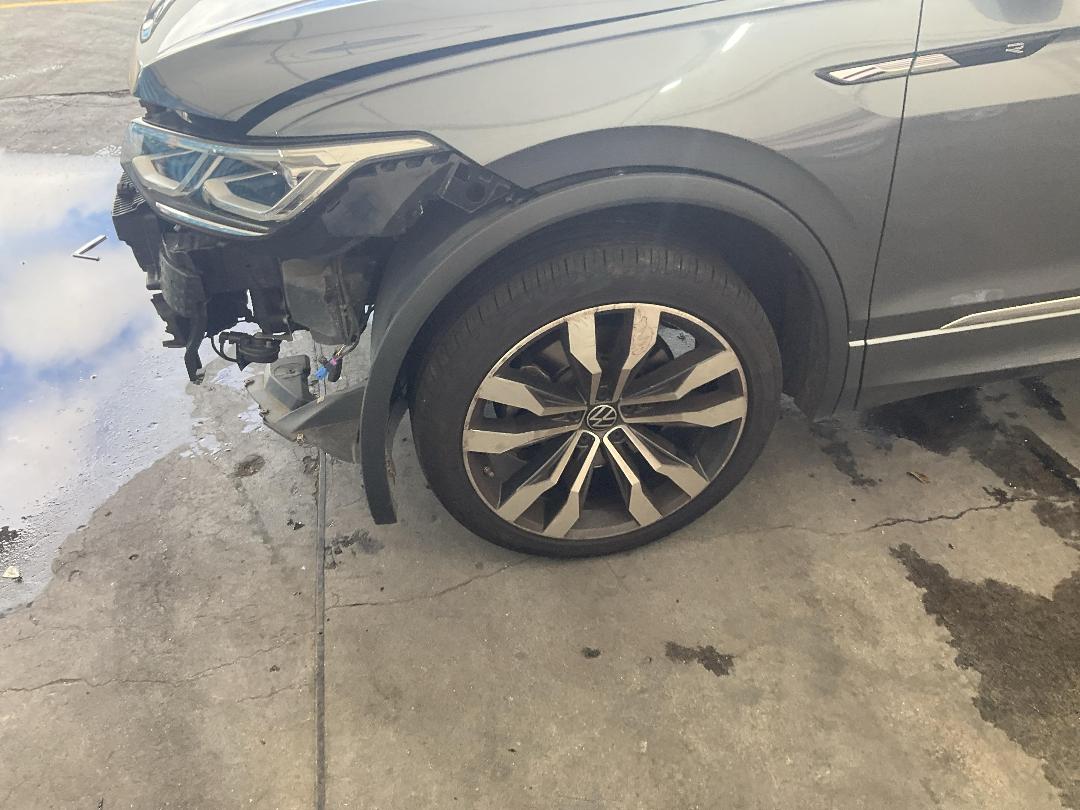 Photo '7' of Volkswagen Tiguan Allspace R-Line AWD