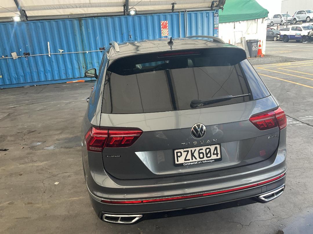 Photo '13' of Volkswagen Tiguan Allspace R-Line AWD