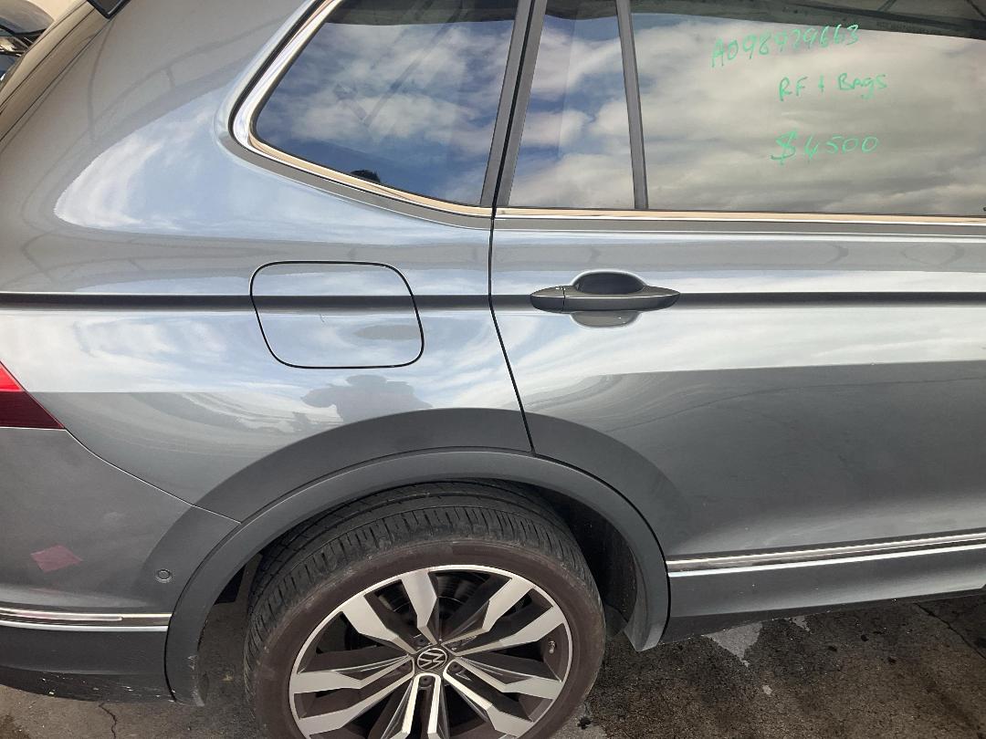 Photo '16' of Volkswagen Tiguan Allspace R-Line AWD