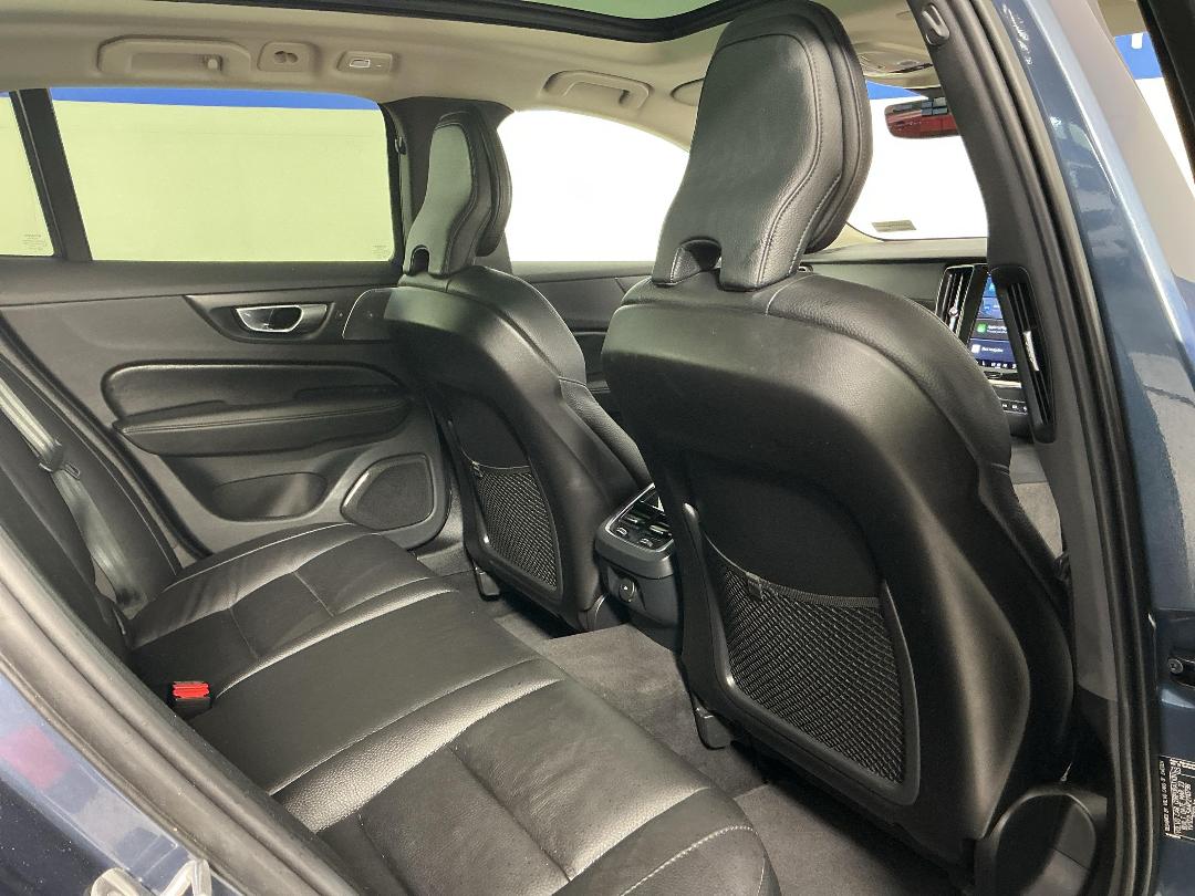 Photo '20' of Volvo V60 Cross Country Photo '20' of Volvo V60 Cross Country