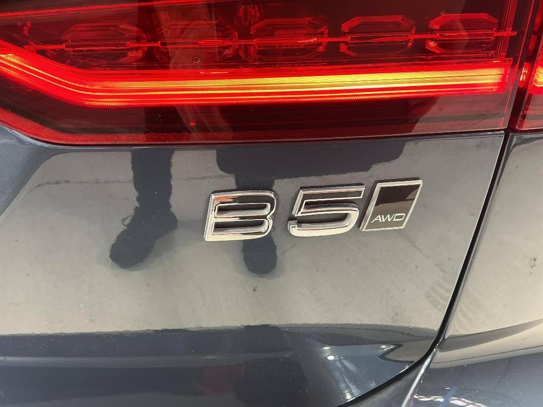 Photo '30' of Volvo V60 Cross Country Photo '30' of Volvo V60 Cross Country