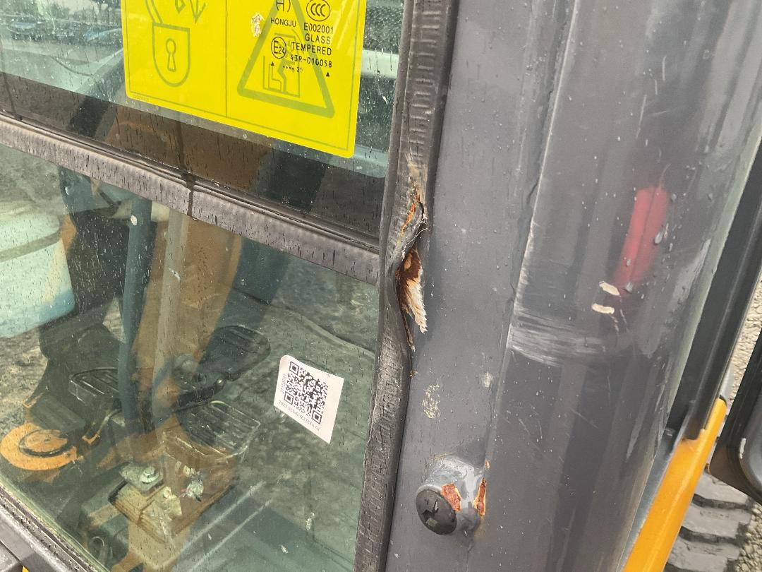 Photo '20' of XCMG YZ27EXA-GJ Excavator