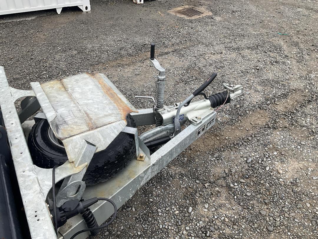 Photo '32' of XCMG YZ27EXA-GJ Excavator