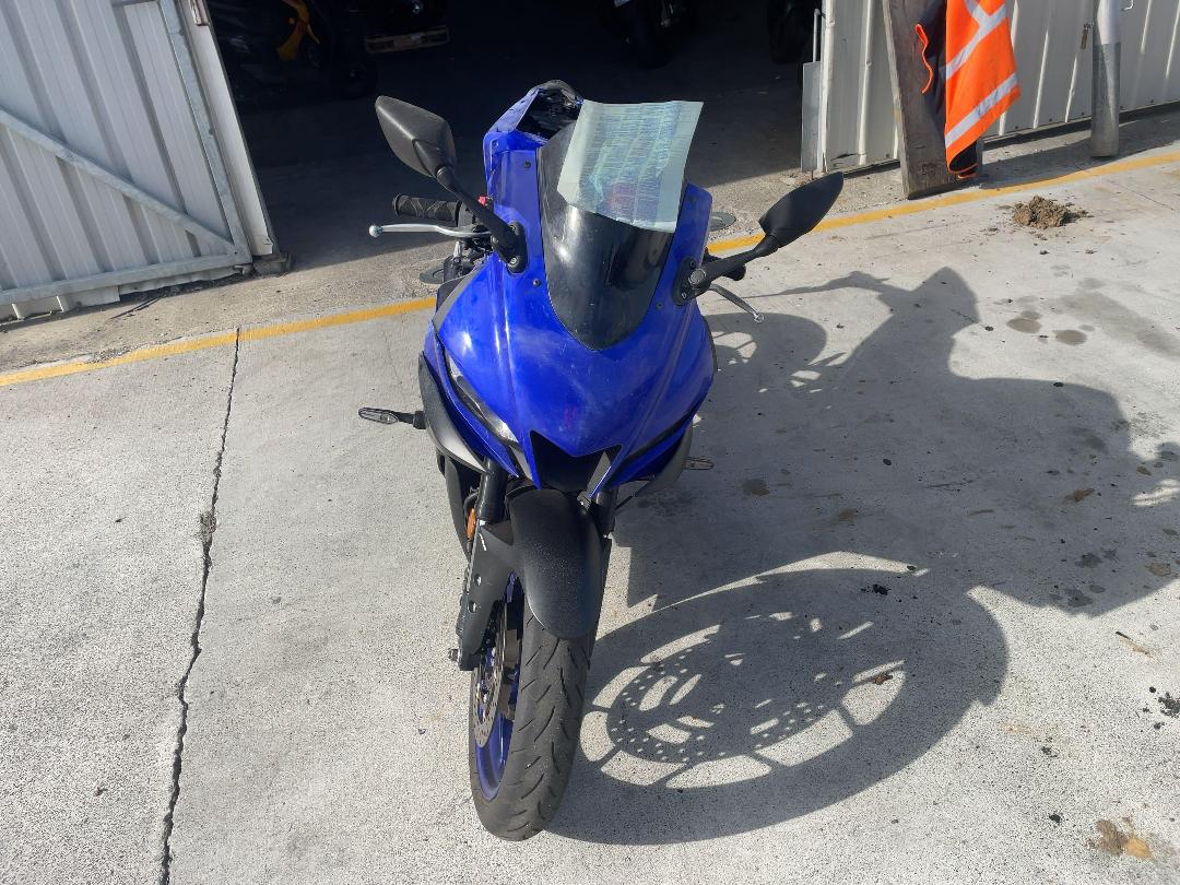 Photo '3' of Yamaha YZF-R3A N Photo '3' of Yamaha YZF-R3A N