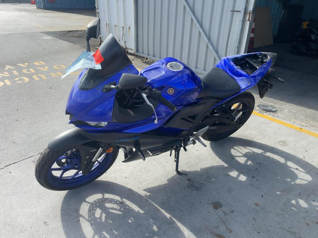 Photo '4' of Yamaha YZF-R3A N Photo '4' of Yamaha YZF-R3A N