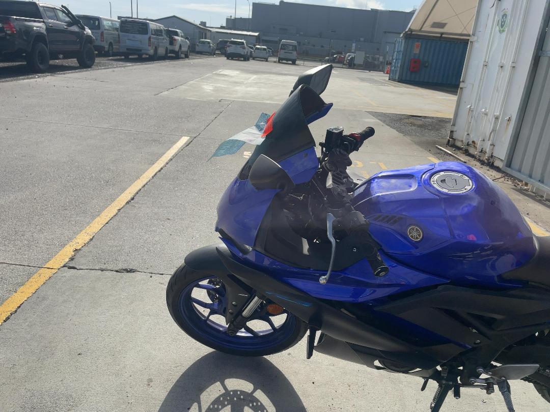 Photo '16' of Yamaha YZF-R3A N Photo '16' of Yamaha YZF-R3A N