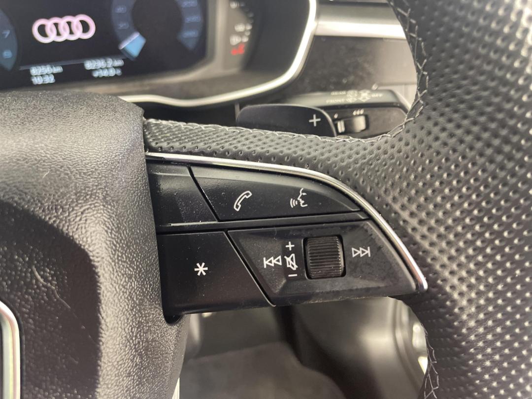 Photo '24' of Audi Q3