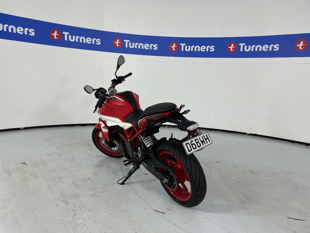 Photo '12' of BMW G310 R Photo '12' of BMW G310 R