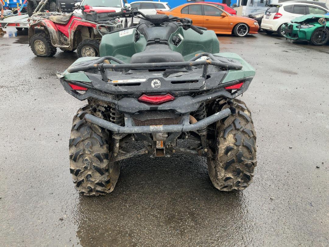 Photo '4' of CAN AM OUTLANDER XUH D5 Photo '4' of CAN AM OUTLANDER XUH D5
